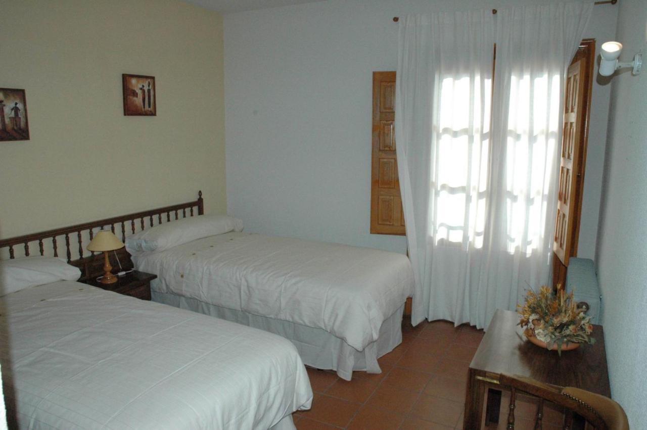 Casa Rural El Molino De Alocen Alocén Exterior foto
